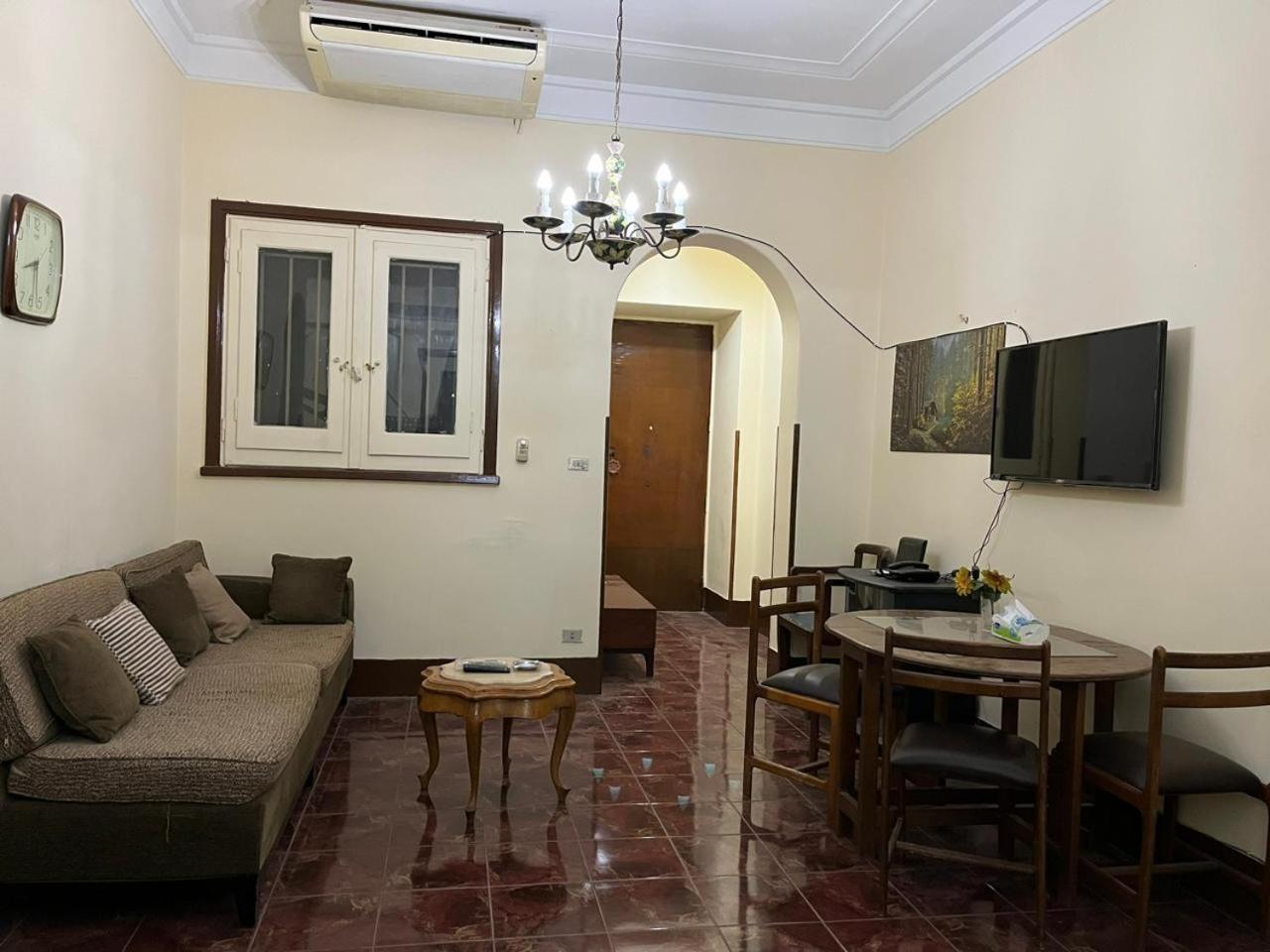 Beautiful Apartment In The Heart Of Cairo Exterior foto